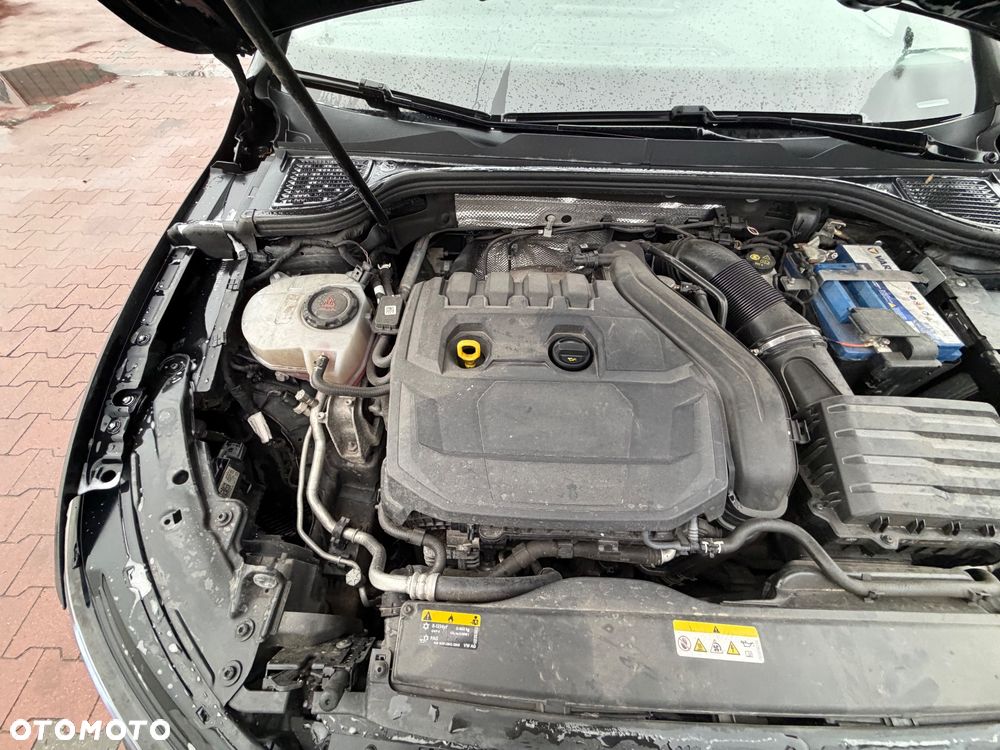 Volkswagen Golf - 20