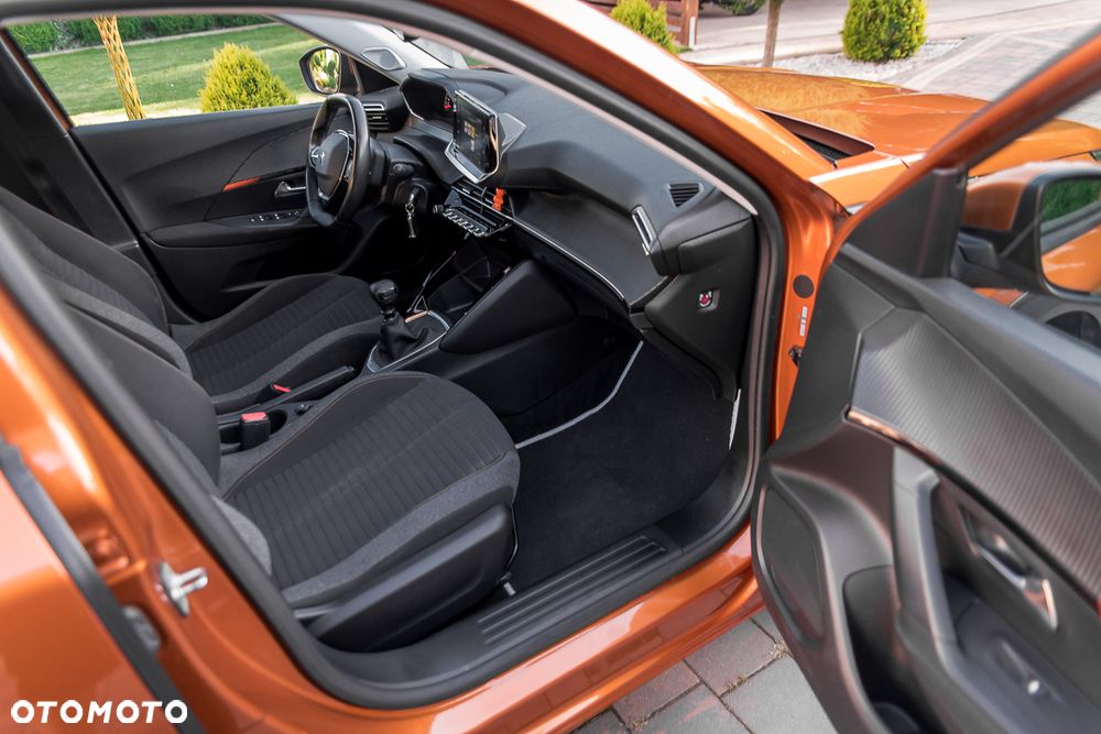 Peugeot 2008 1.2 PureTech Allure Pack S&S - 22