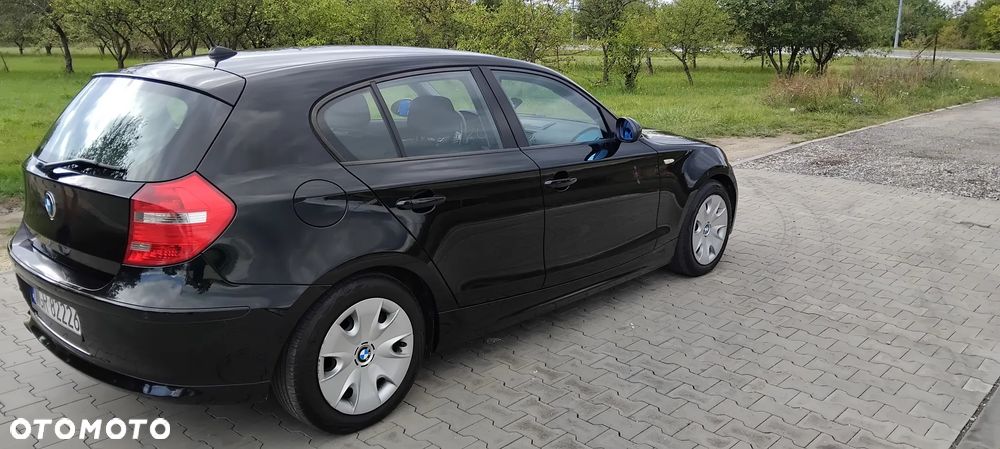 BMW Seria 1 118d - 8