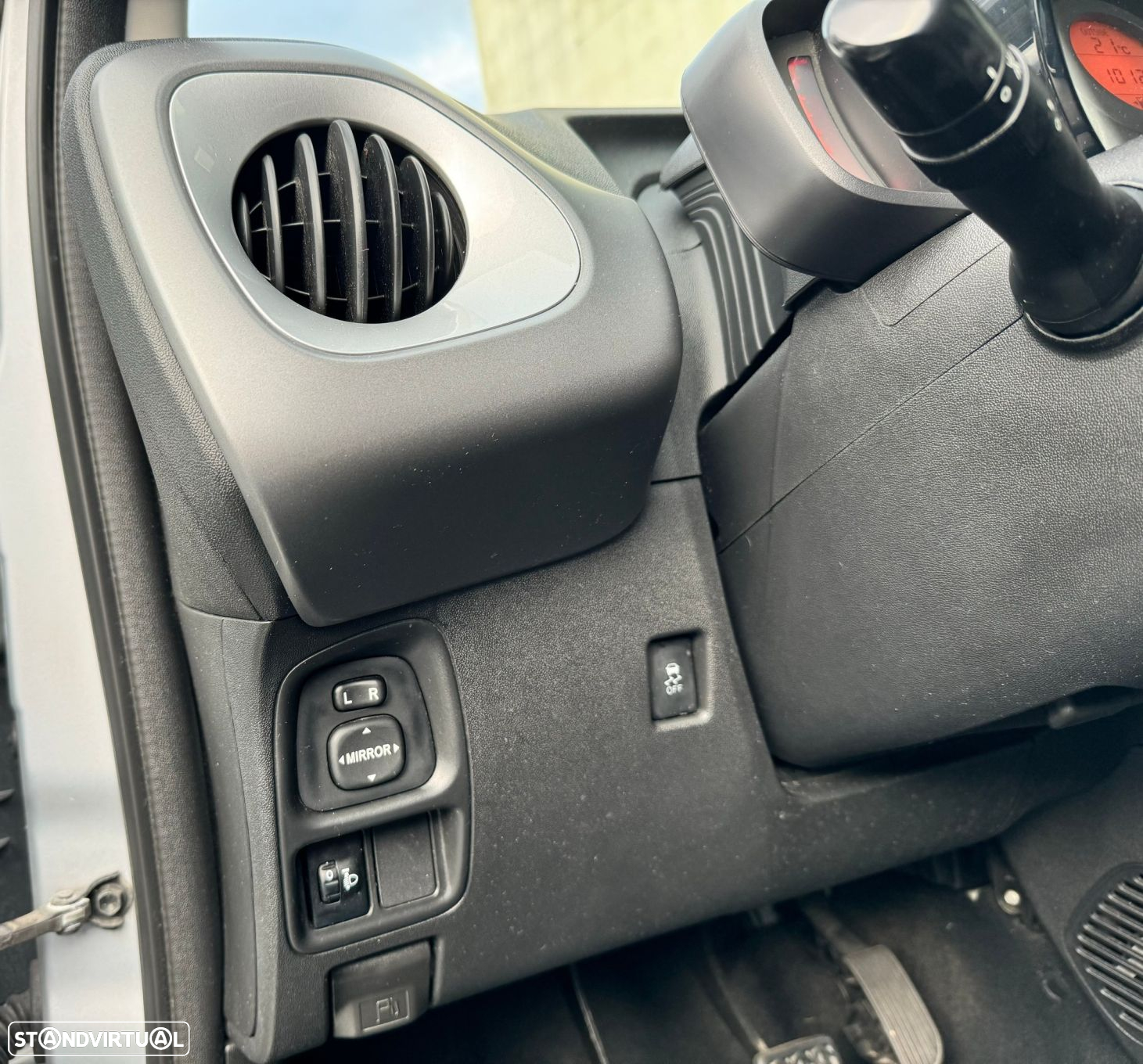 Toyota Aygo 1.0 X-Play Plus - 17