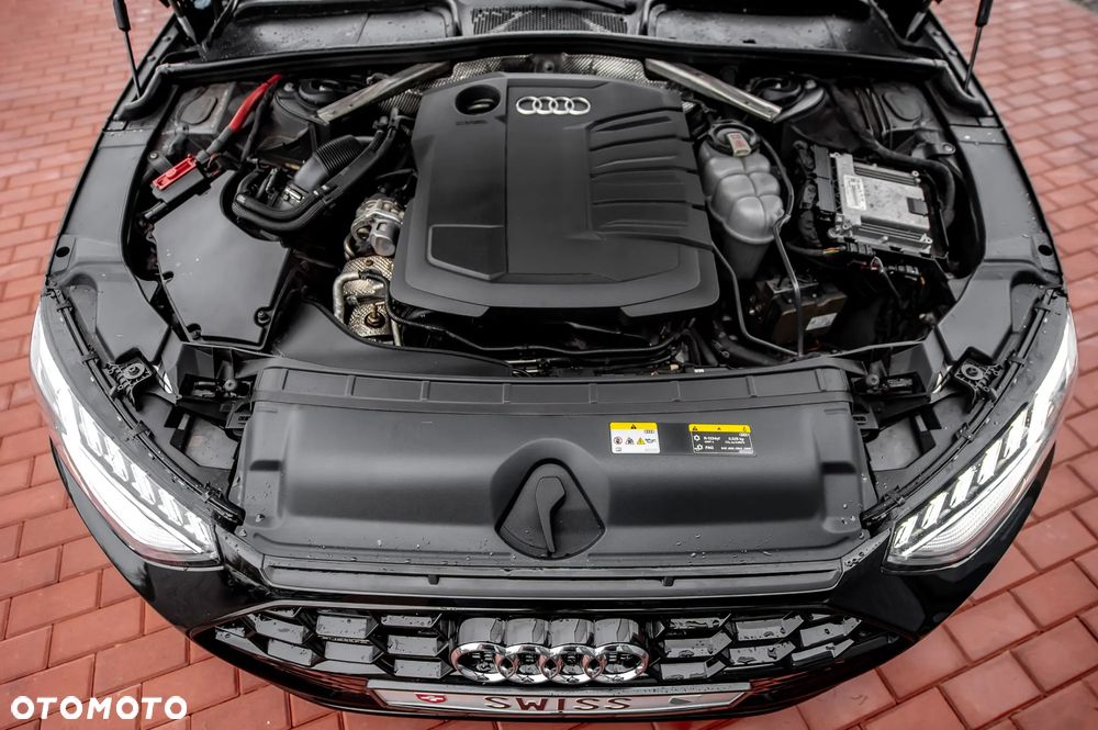 Audi A4 Avant 40 TDI quattro S tronic advanced - 16