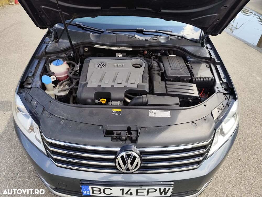 Volkswagen Passat - 9