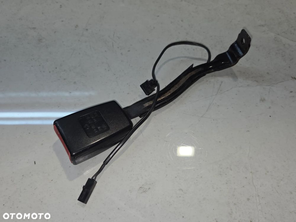 VW GOLF V VI JETTA PLUS PASSAT B6 SEAT ALTEA ZAPIĘCIE ZAPINKA PASA BEZPIECZEŃSTWA LEWA PRZÓD PRZEDNIA 3C0857755 - 2