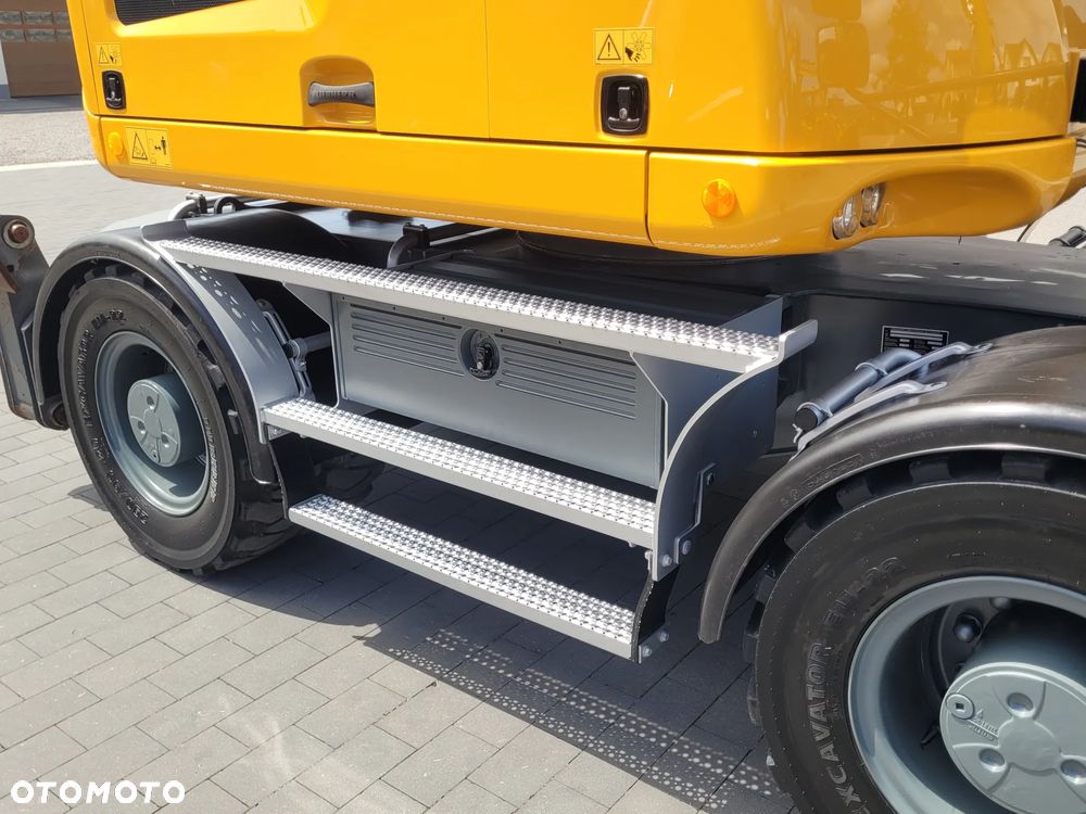 Liebherr A914 compact / ROTOTILT / 8600h / serwisowana / - 16