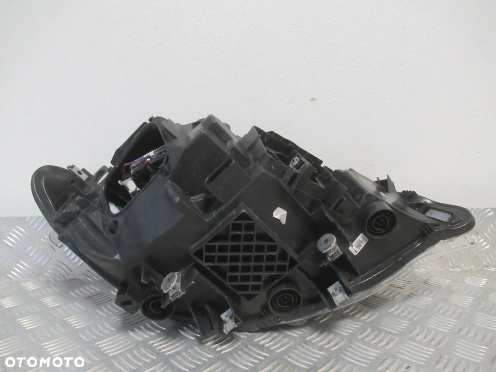 LAMPA PRZEDNIA PRZÓD PRAWA LEWA BMW 2 F22 LIFT 2017-2021 - 38