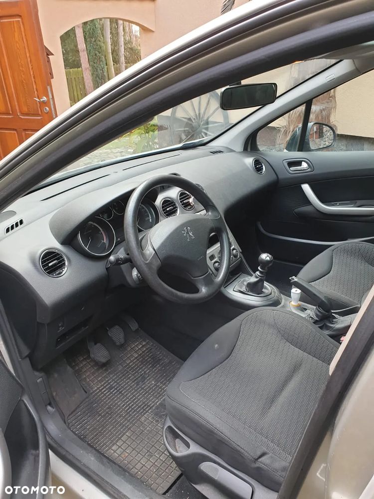 Peugeot 308 HDi FAP 110 (Blue Lion) Tendance - 1