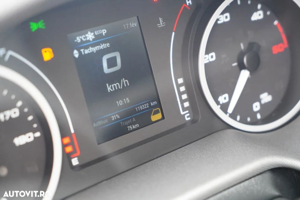 Iveco DAILY 35-140 / TIN / PANEL / HI-MATIC - 39