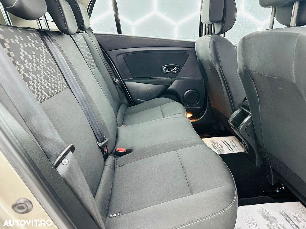 Renault Megane ENERGY dCi 110 Start & Stop Expression - 16