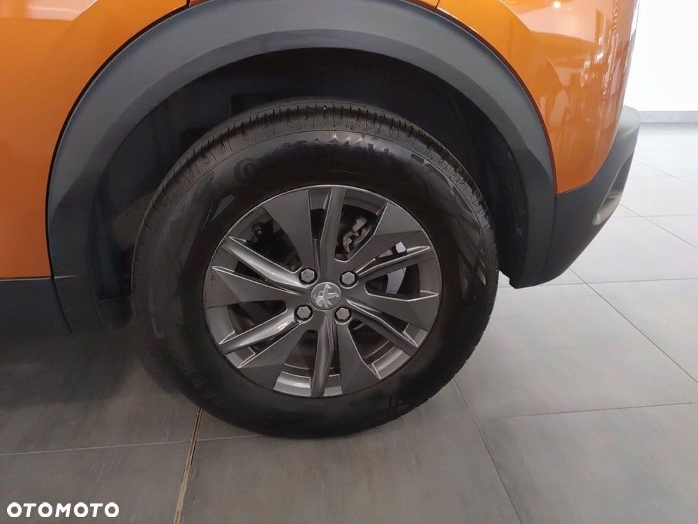 Peugeot 2008 1.2 PureTech Active Pack S&S EAT8 - 11