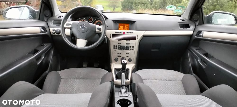 Opel Astra 1.6 Easytronic Cosmo - 32