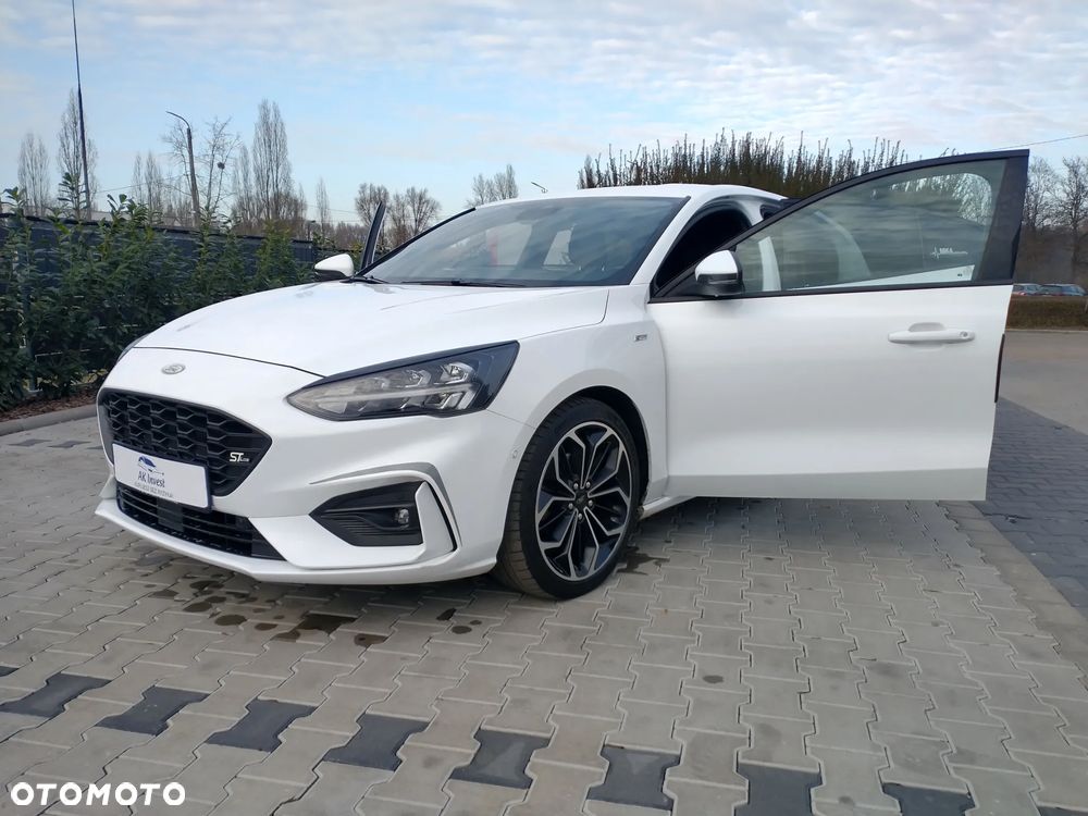 Ford Focus 1.0 EcoBoost ST-Line - 15
