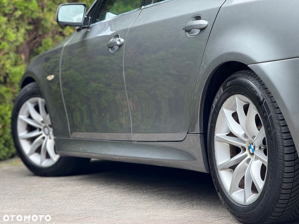BMW Seria 5 530d Sport-Aut Edition Sport - 7