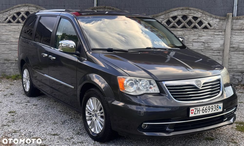 Lancia Voyager 2.8CRD Platinum - 5