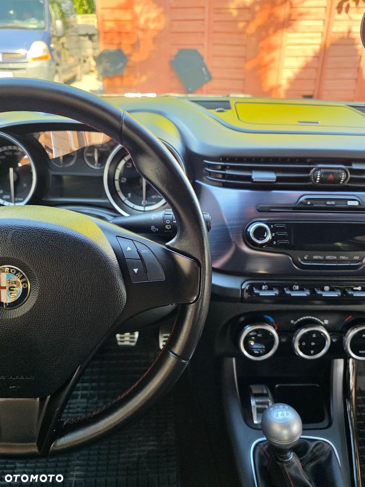 Alfa Romeo Giulietta 1.6 JTDM 16V - 27