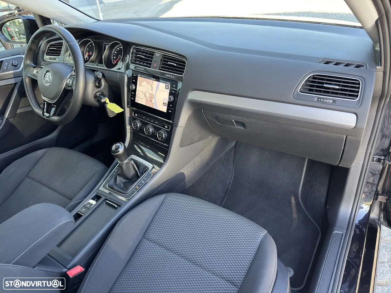 VW Golf 1.0 TSI Confortline - 8