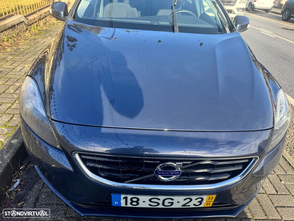 Volvo V40 D2