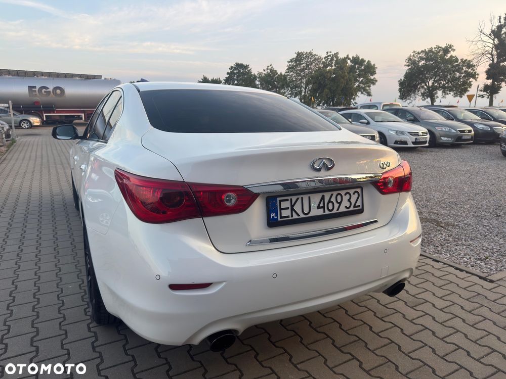 Infiniti Q50 2.0t Premium Executive - 13