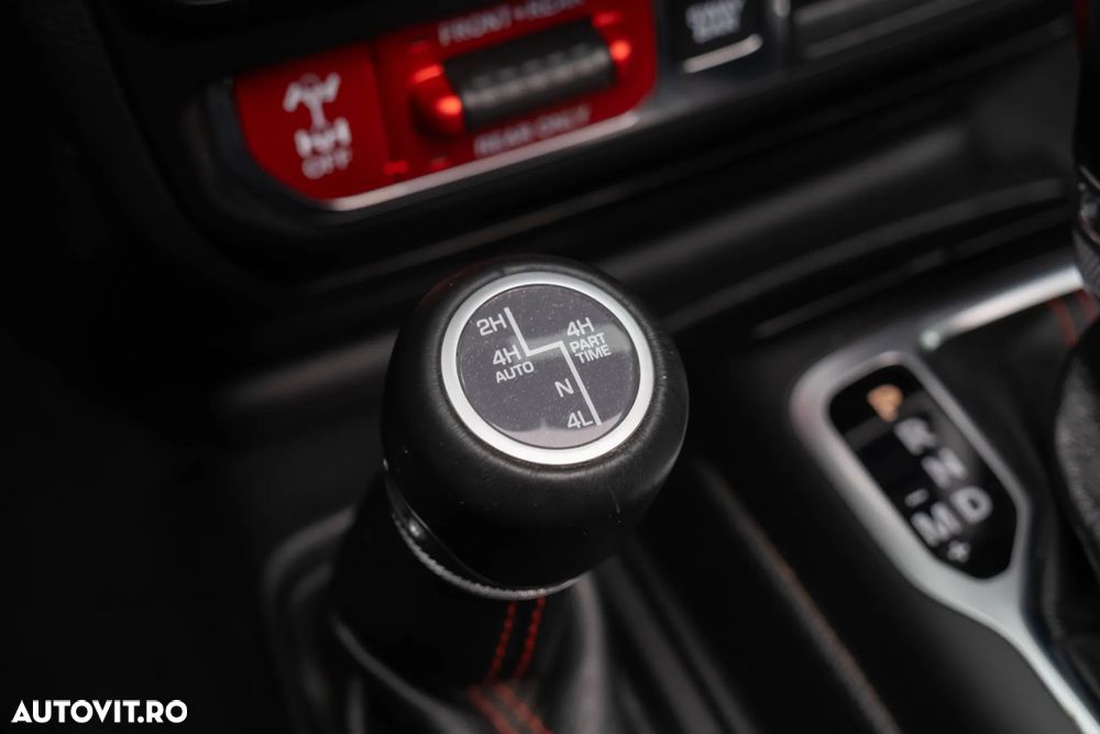 Jeep Wrangler 2.0 Turbo AT8 Rubicon - 24