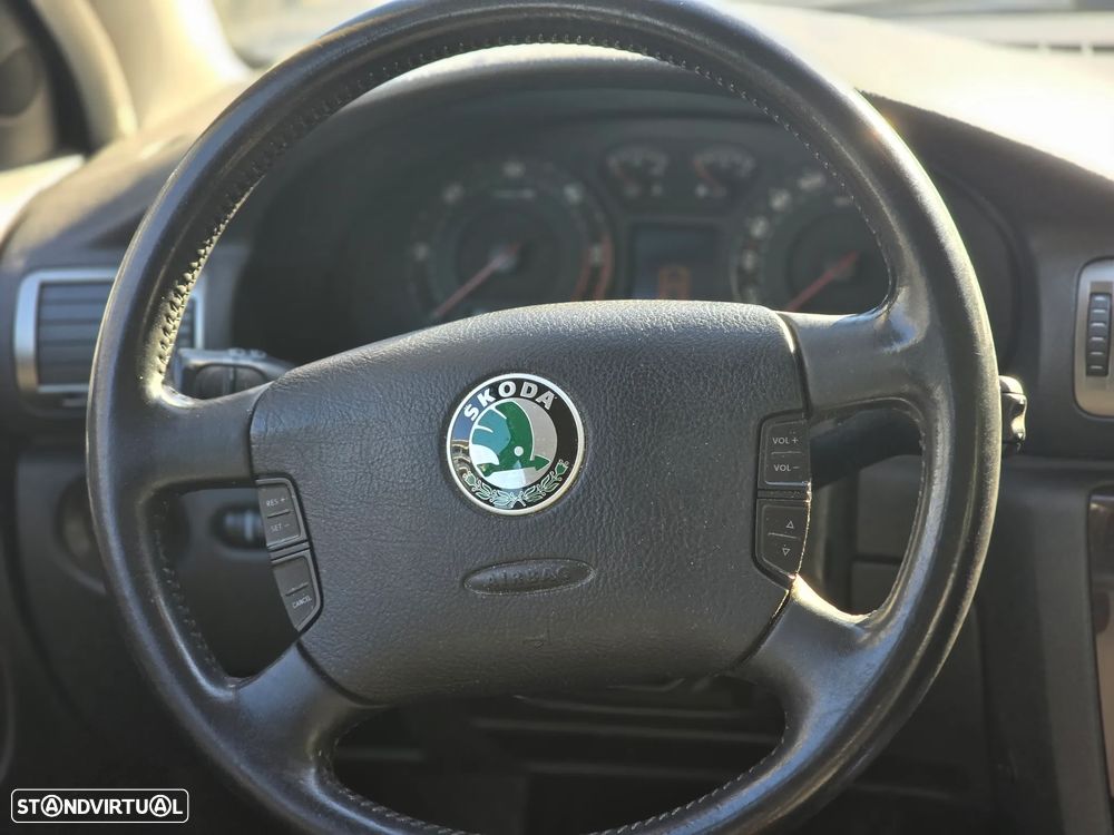 Skoda Superb 1.9 TDI Elegance VMF T. - 4