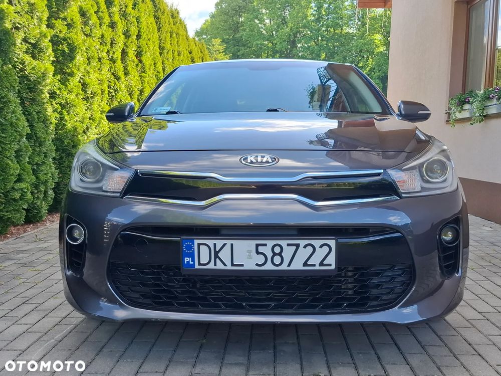 Kia Rio 1.2 L - 2