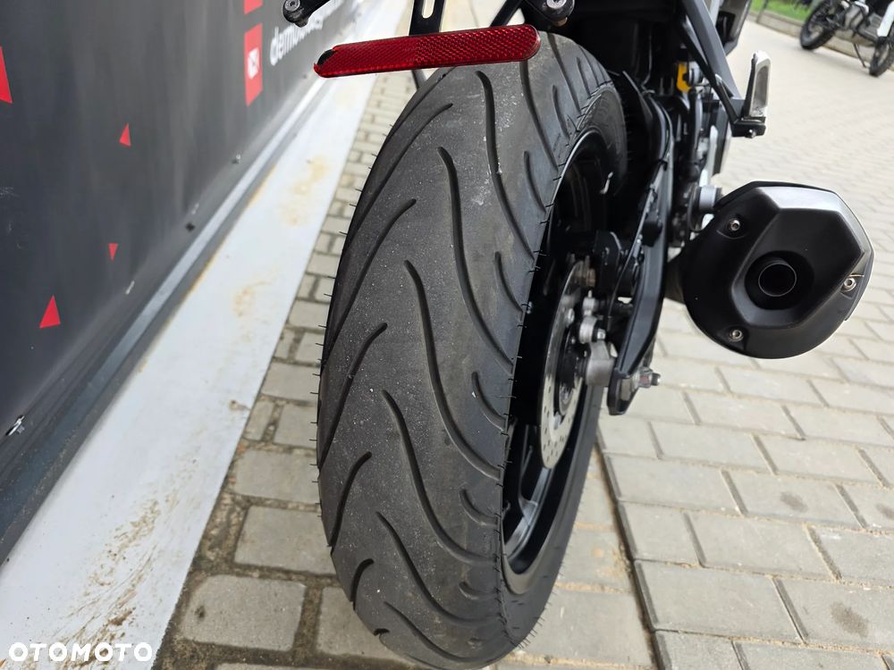 Yamaha MT - 30