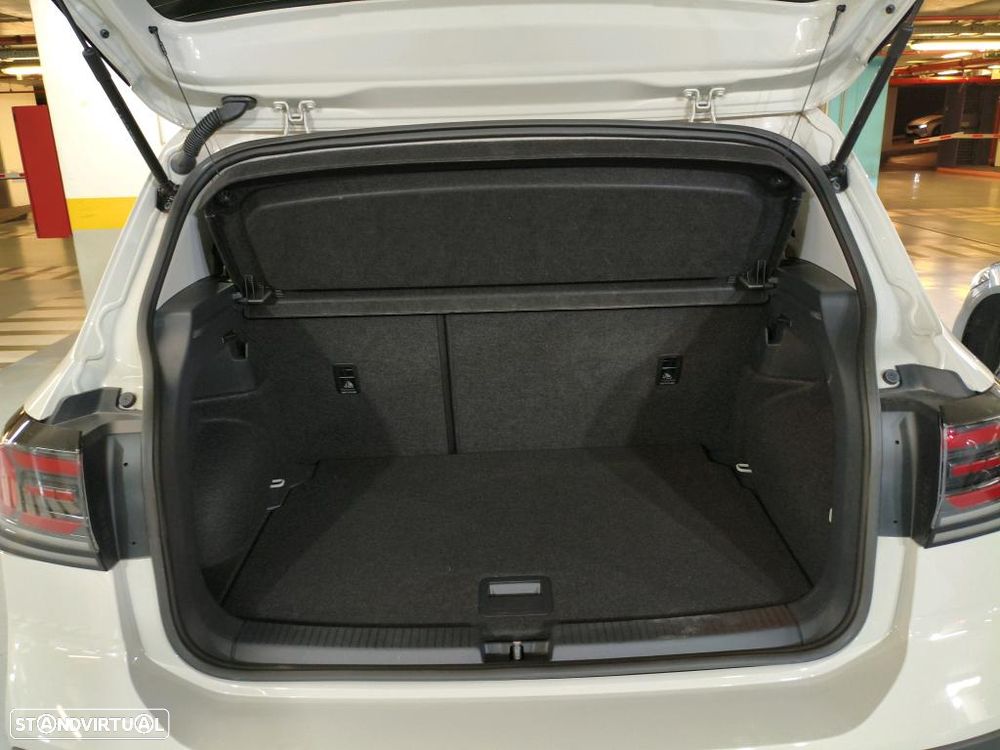 VW T-Cross 1.0 TSI Urban - 9