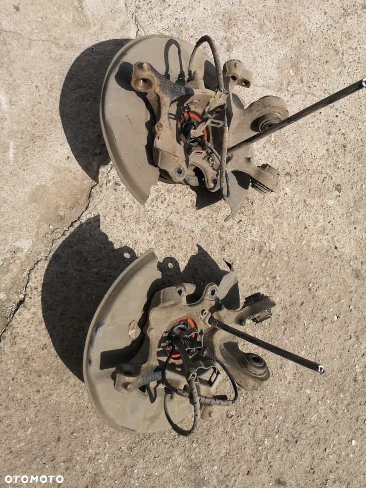 ZWROTNICA PIASTA TYŁ TYLNA LEWA PRAWA BMW E90 E91 E92 E93 E81 E82 E87 E88 CZUJNIK ABS - 5