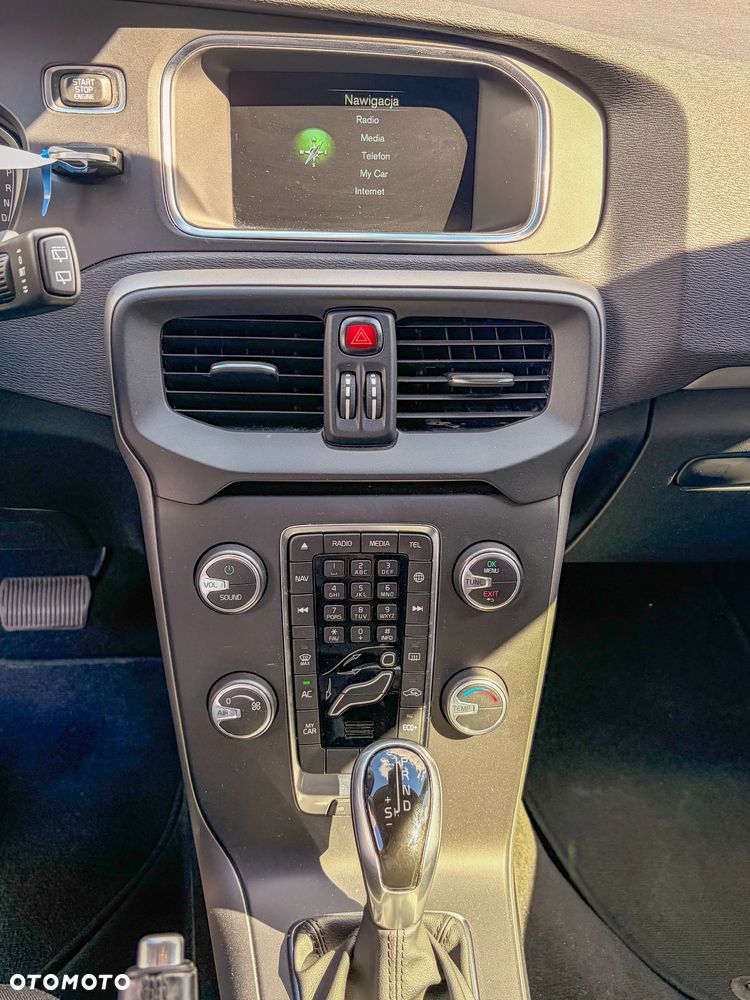 Volvo V40 D2 Geartronic - 15