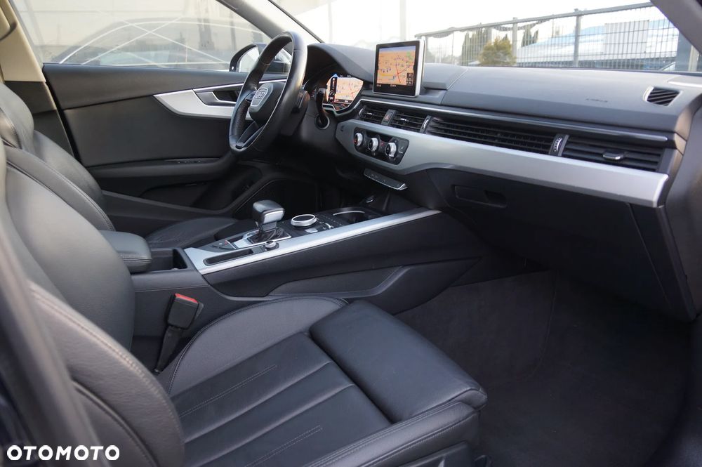 Audi A4 Avant 2.0 TDI S tronic - 31