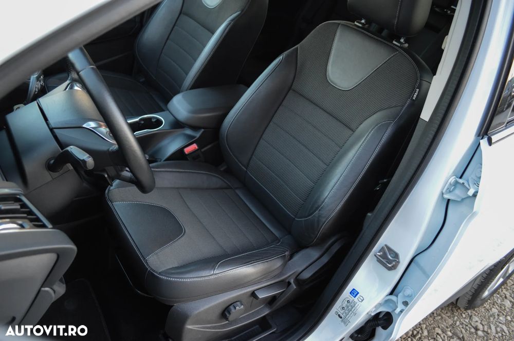 Ford Kuga 2.0 TDCi 2WD Titanium - 25