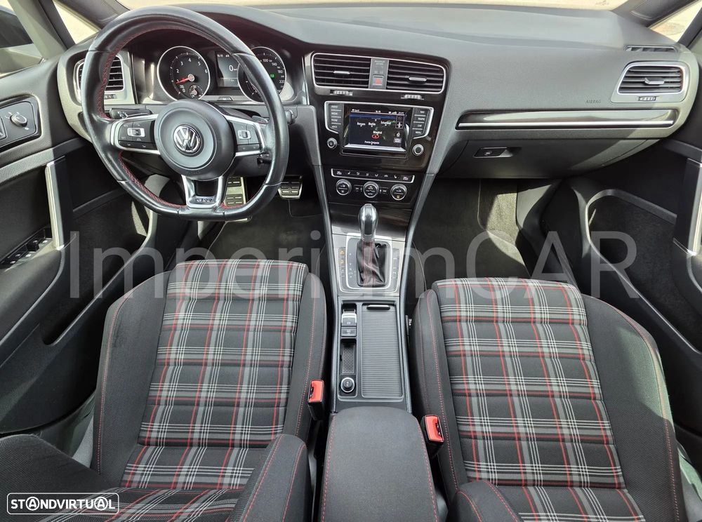 VW Golf GTI Performance BlueMotion DSG - 19