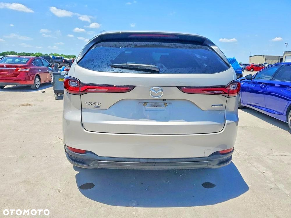 Mazda CX-90 - 6
