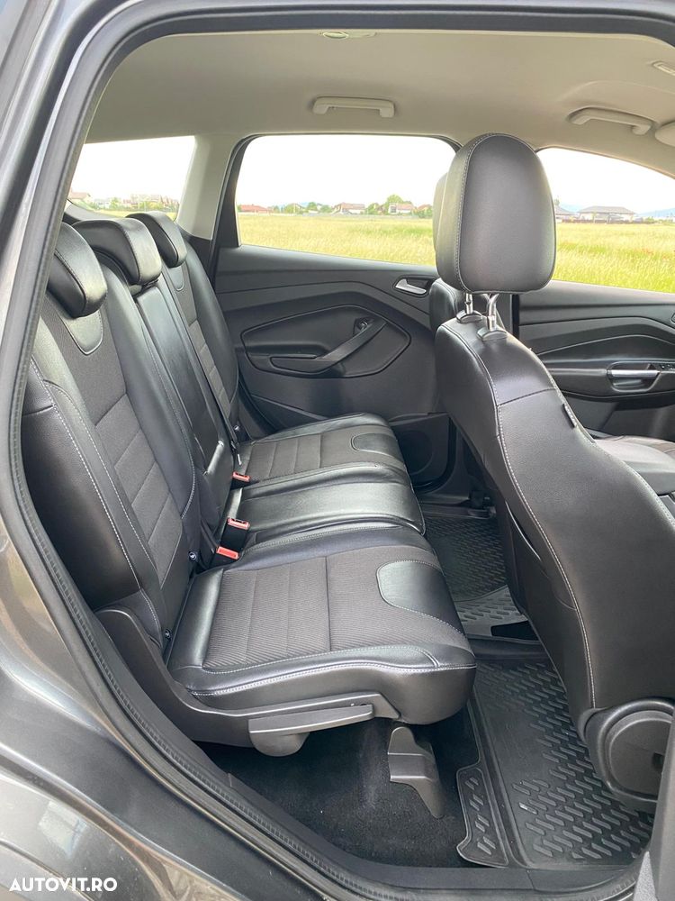 Ford Kuga - 13