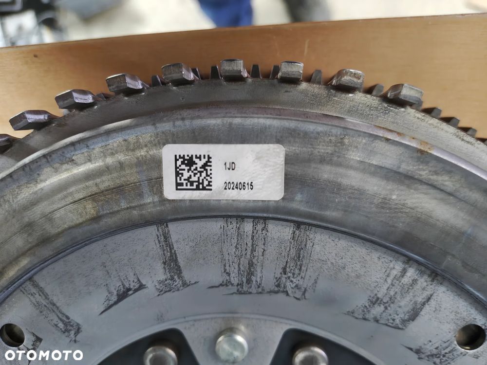 CHERY OMODA 5 25r koło zamachowe dwumasowe F4J16-1005110AB - 2