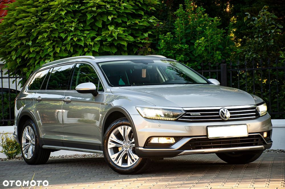 Volkswagen Passat 2.0 TDI SCR 4Mot DSG Highline - 15