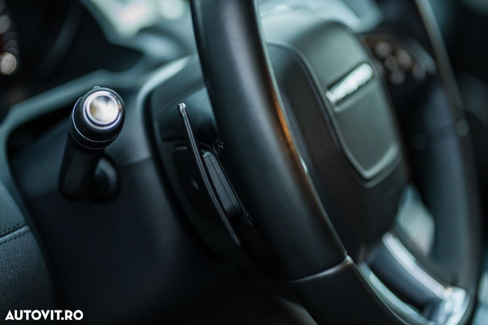 Land Rover Range Rover Evoque - 38