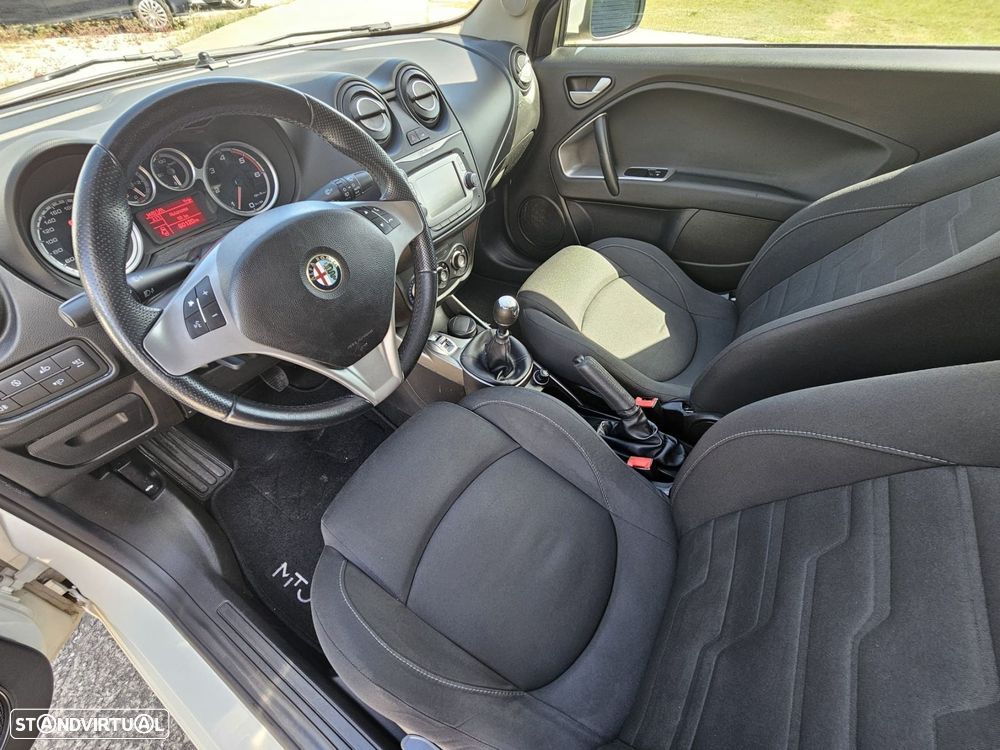 Alfa Romeo MiTo 1.3 JTDM Trofeo - 18