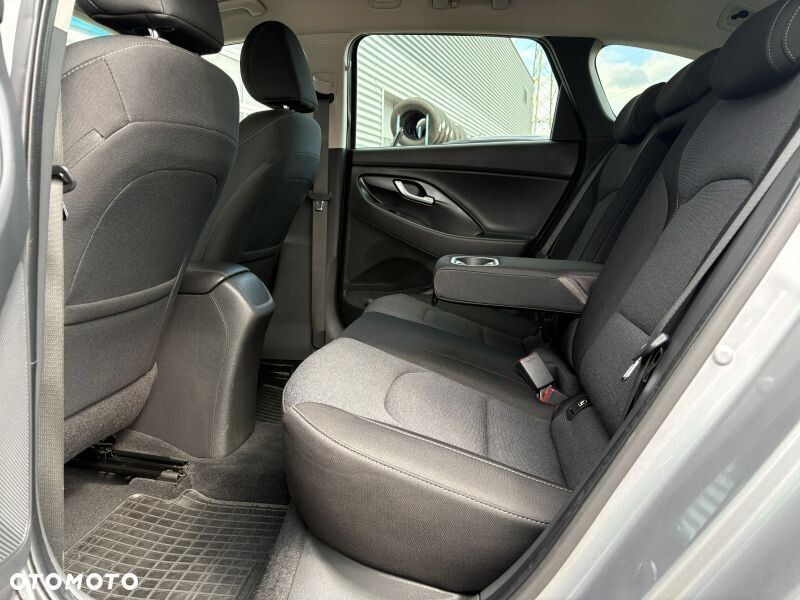 Hyundai i30 1.5 T-GDI 48V Smart DCT - 17