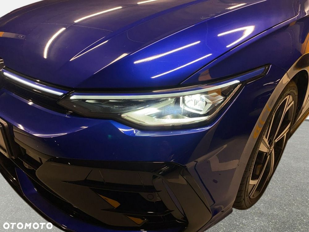 Volkswagen Golf Variant - 10
