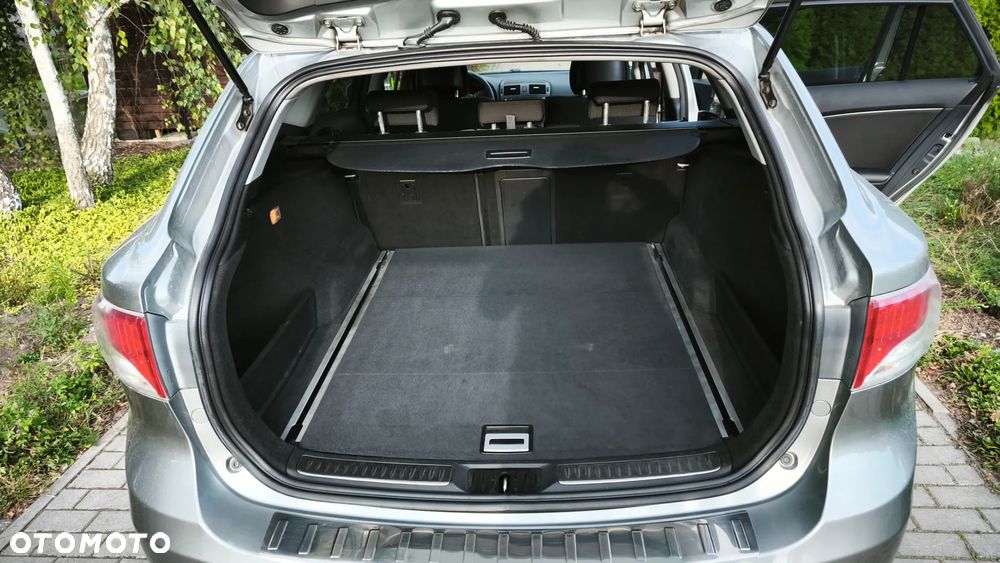 Toyota Avensis - 7