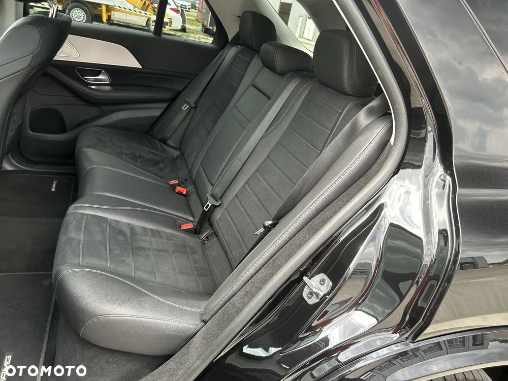 Mercedes-Benz GLE 300 d 4-Matic - 14