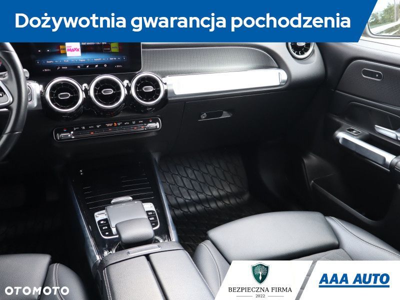 Mercedes-Benz GLB - 10