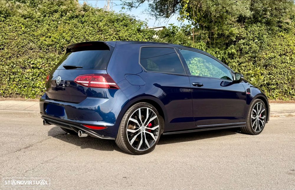 VW Golf GTI Performance BlueMotion - 14