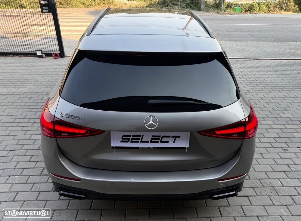 Mercedes-Benz C 300 e AMG Line - 4