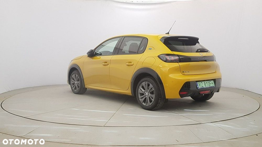 Peugeot 208 Allure - 5