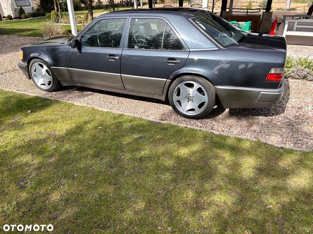 Mercedes-Benz Klasa E - 4