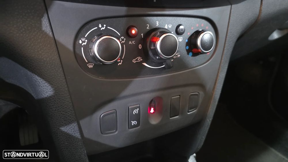 Dacia Sandero 0.9 TCe Comfort Bi-Fuel - 30