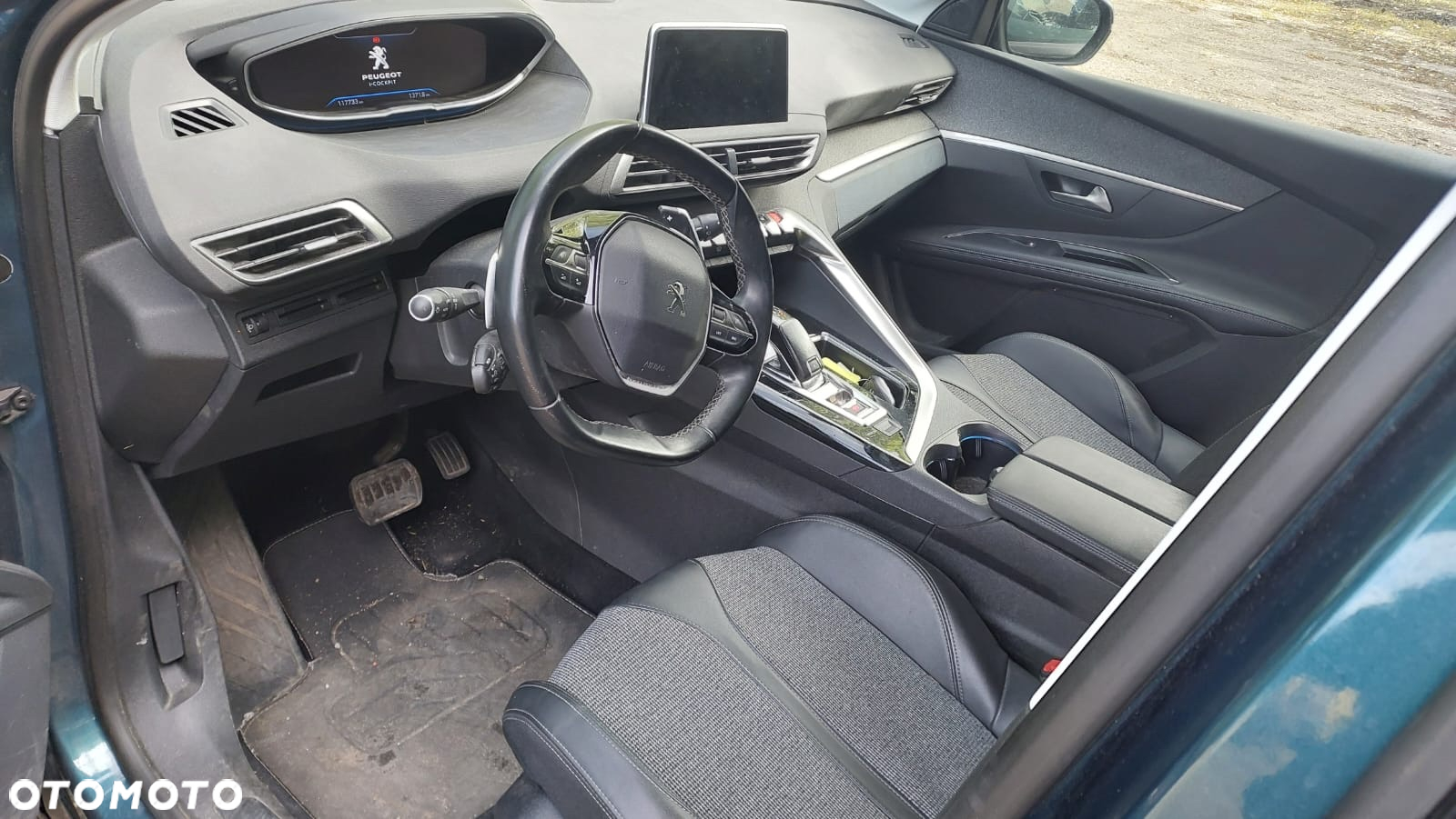 Peugeot 5008 1.2 PureTech Allure Pack S&S EAT8 - 16