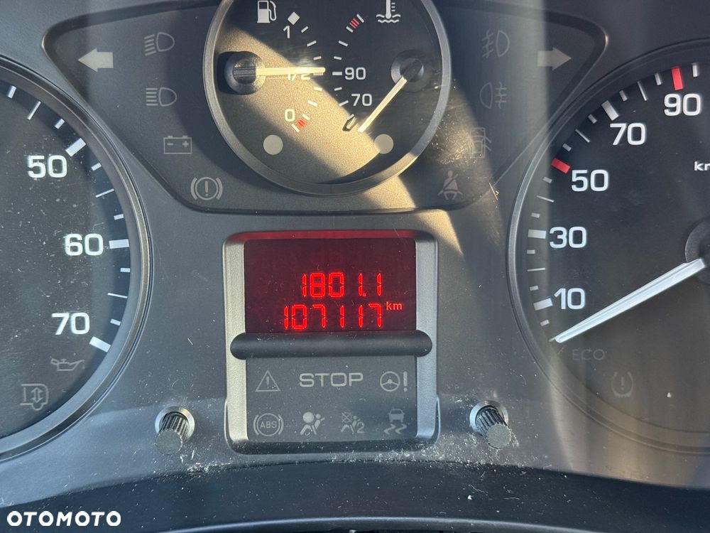 Peugeot Partner osobowy - 23