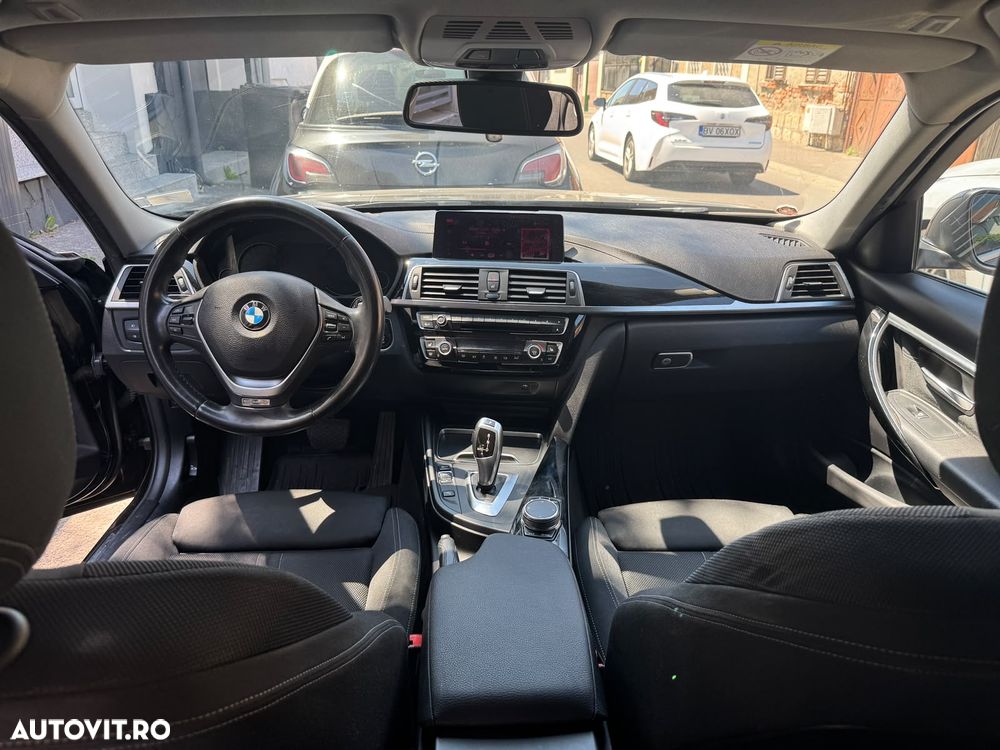 BMW Seria 3 320d xDrive AT - 18